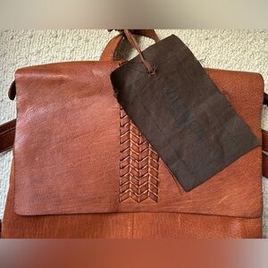✨NWT✨Vilenca Holland Leather Backpack